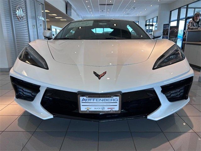 2025 Chevrolet Corvette Stingray 2LT