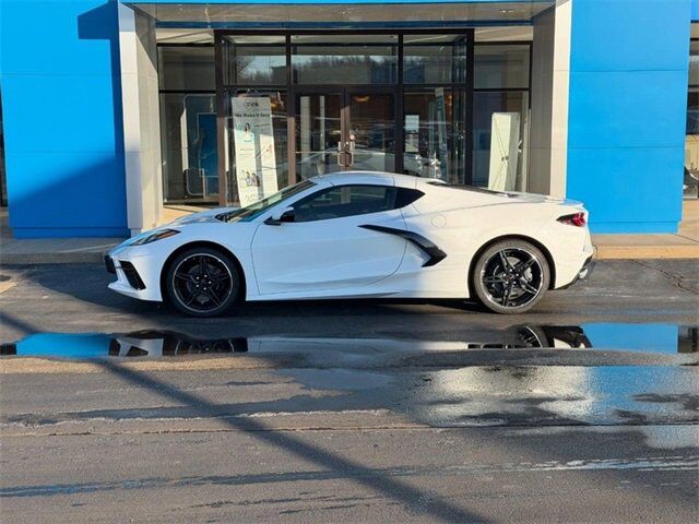 2025 Chevrolet Corvette Stingray 2LT