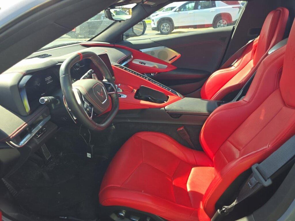 2025 Chevrolet Corvette Stingray Convertible photo 3