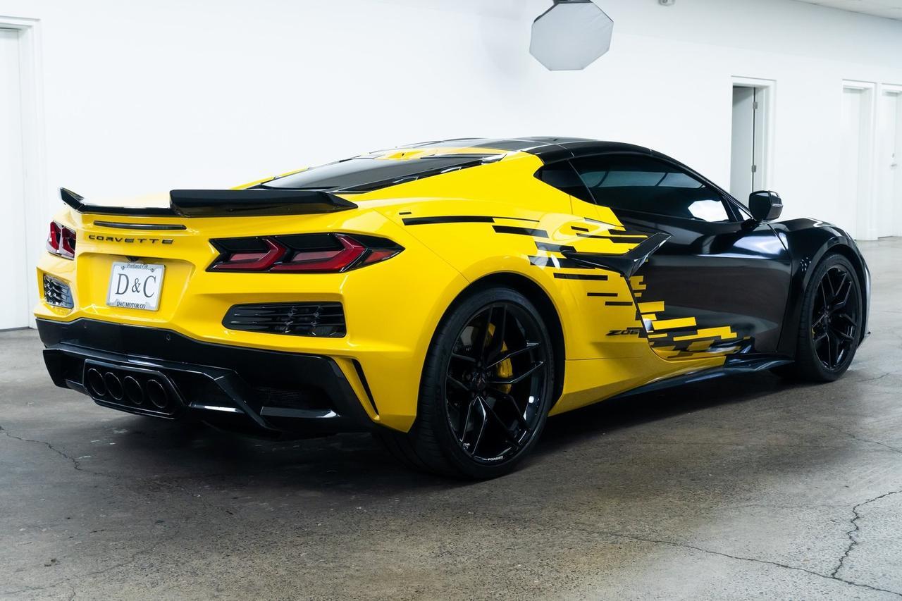 2025 Chevrolet Corvette Z06 1LZ 1-Owner Custom Vinyl Wrap Portland OR