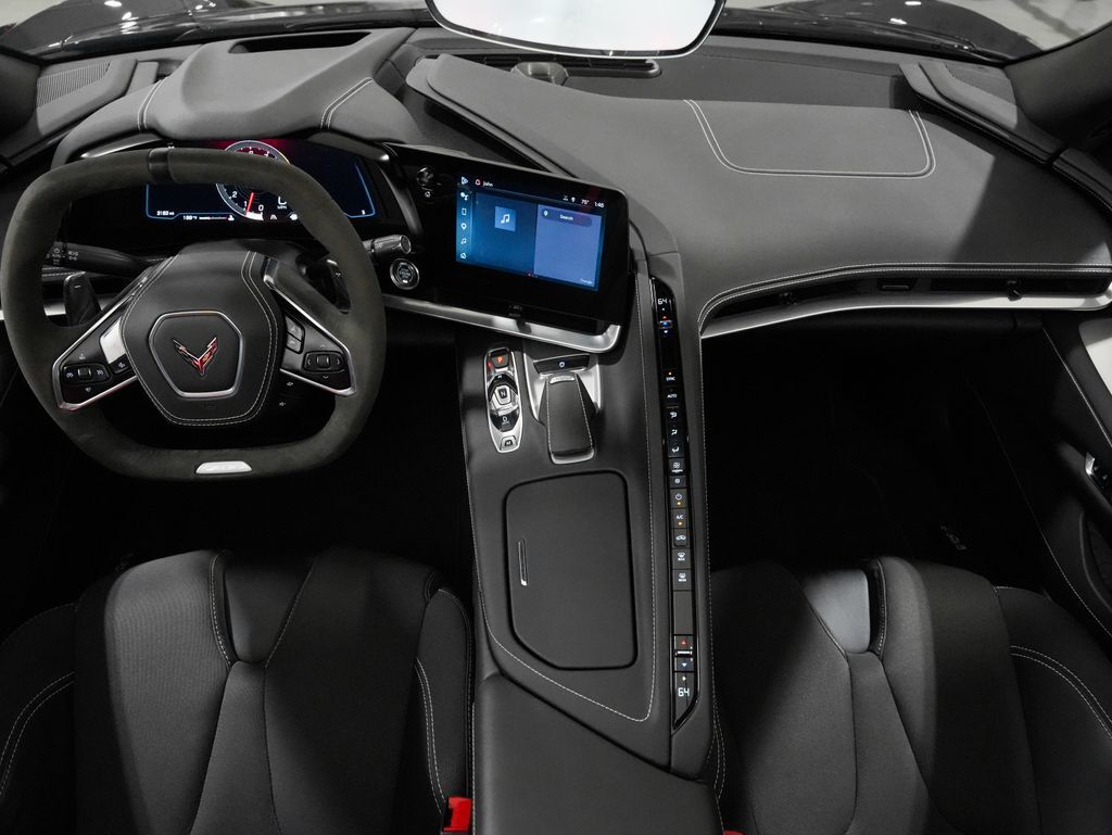 2025 Chevrolet Corvette 1LZ - Photo 17