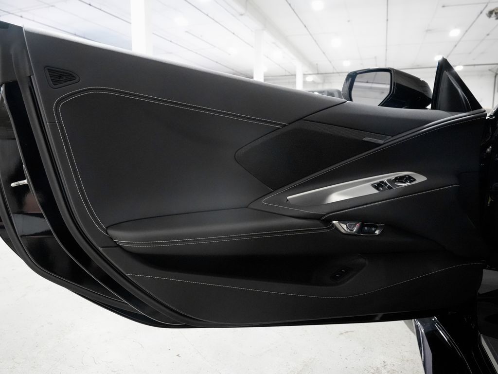 2025 Chevrolet Corvette 1LZ - Photo 27