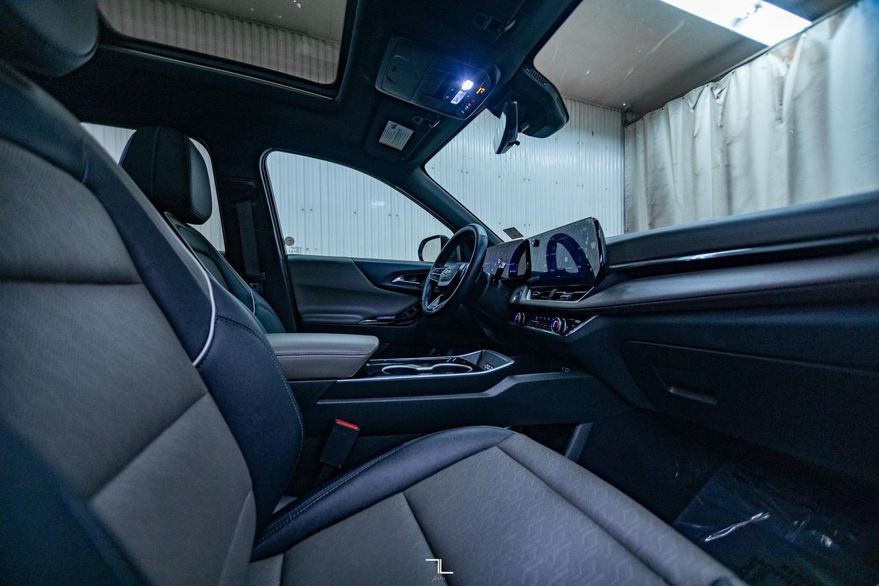 2025 Chevrolet Equinox AWD LT Leather Roof Nav BCam Red Deer AB