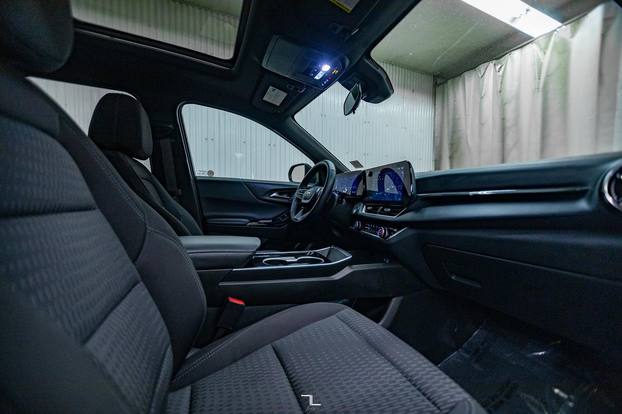 2025 Chevrolet Equinox AWD LT Nav Roof BCam Red Deer AB