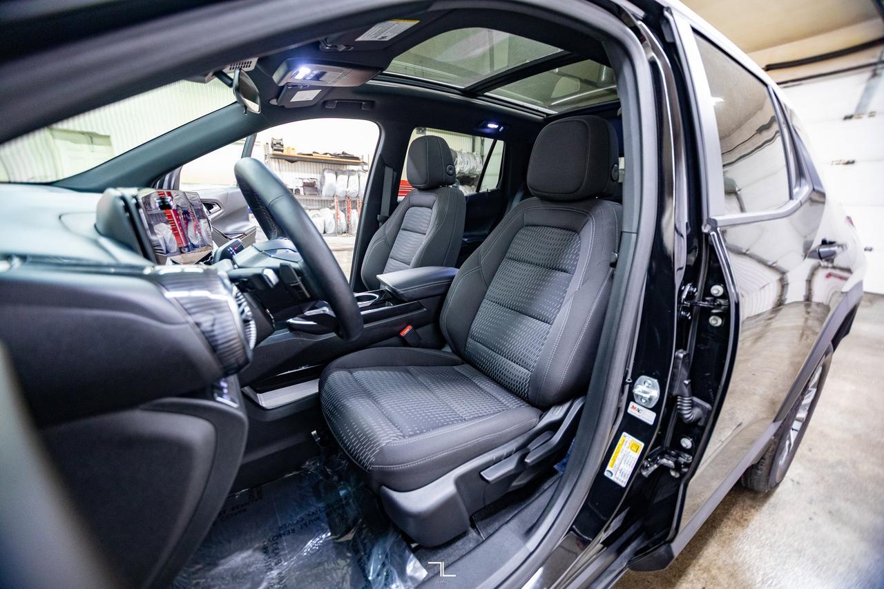 2025 Chevrolet Equinox AWD LT Nav Roof BCam Red Deer AB