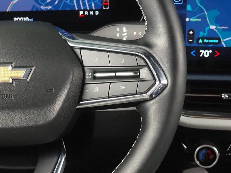 2025 Chevrolet Equinox EV LT *CONVENIENCE PKG, NAVIGATION, ADAPTIVE CRUISE, SAFETY ALERTS, COLOR TOUCHSCREEN, 360 VIEW CAMERAS, HEATED SEATS/STEERING, REMOTE START, POWER LIFTGATE, WIRELESS CHARGING Round Rock TX