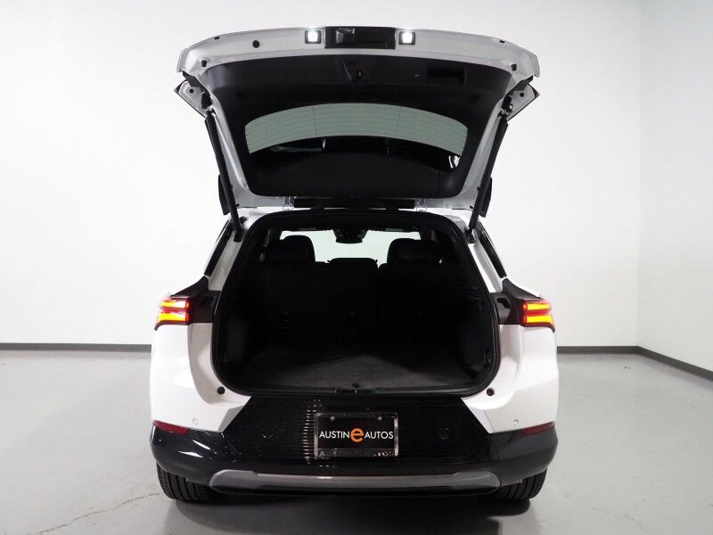 2025 Chevrolet Equinox EV LT *CONVENIENCE PKG, NAVIGATION, ADAPTIVE CRUISE, SAFETY ALERTS, COLOR TOUCHSCREEN, 360 VIEW CAMERAS, HEATED SEATS/STEERING, REMOTE START, POWER LIFTGATE, WIRELESS CHARGING Round Rock TX