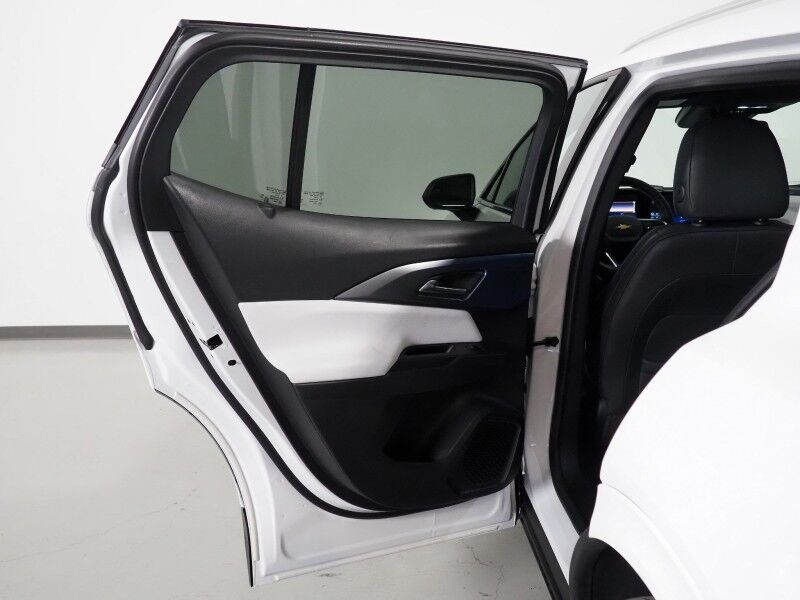 2025 Chevrolet Equinox EV LT *CONVENIENCE PKG, NAVIGATION, ADAPTIVE CRUISE, SAFETY ALERTS, COLOR TOUCHSCREEN, 360 VIEW CAMERAS, HEATED SEATS/STEERING, REMOTE START, POWER LIFTGATE, WIRELESS CHARGING Round Rock TX