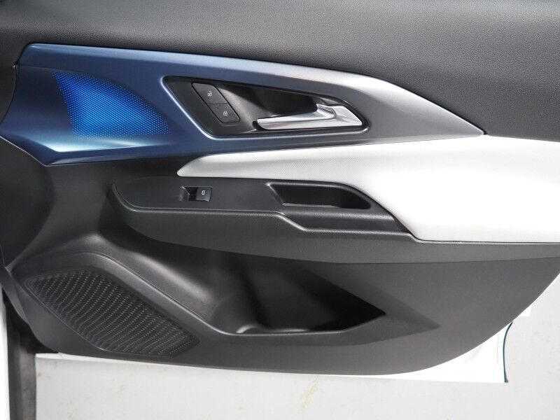 2025 Chevrolet Equinox EV LT *CONVENIENCE PKG, NAVIGATION, ADAPTIVE CRUISE, SAFETY ALERTS, COLOR TOUCHSCREEN, 360 VIEW CAMERAS, HEATED SEATS/STEERING, REMOTE START, POWER LIFTGATE, WIRELESS CHARGING Round Rock TX