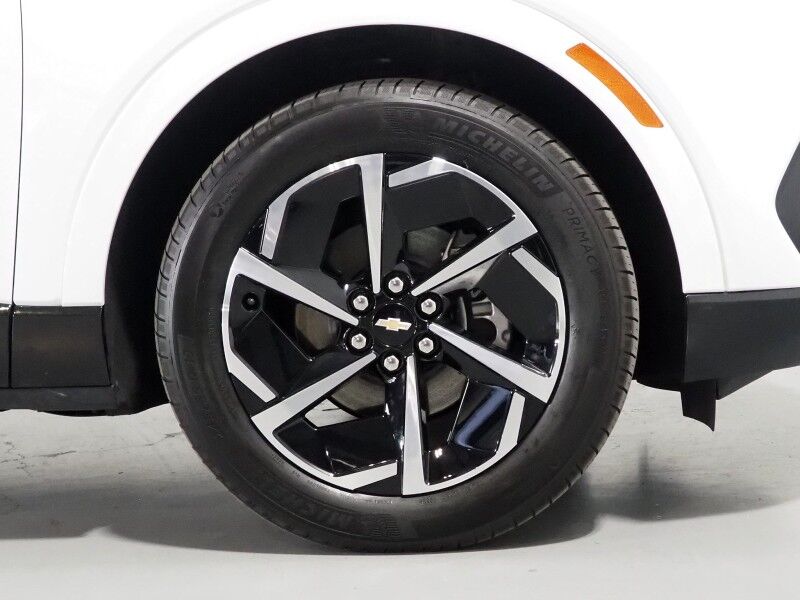 2025 Chevrolet Equinox EV LT *CONVENIENCE PKG, NAVIGATION, ADAPTIVE CRUISE, SAFETY ALERTS, COLOR TOUCHSCREEN, 360 VIEW CAMERAS, HEATED SEATS/STEERING, REMOTE START, POWER LIFTGATE, WIRELESS CHARGING Round Rock TX