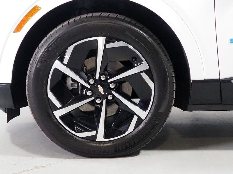 2025 Chevrolet Equinox EV LT *CONVENIENCE PKG, NAVIGATION, ADAPTIVE CRUISE, SAFETY ALERTS, COLOR TOUCHSCREEN, 360 VIEW CAMERAS, HEATED SEATS/STEERING, REMOTE START, POWER LIFTGATE, WIRELESS CHARGING Round Rock TX