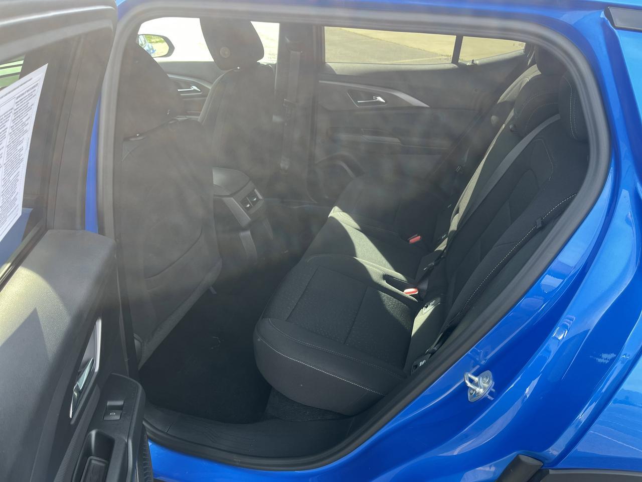 2025 Chevrolet Equinox EV LT1 Comfort ActiveSfty2Pkgs w/Dual-LevelChargeCord HtdSeats HtdStrngWhl 8-WayPwrDrvrSeat HD-SrrndVsn Saukville WI
