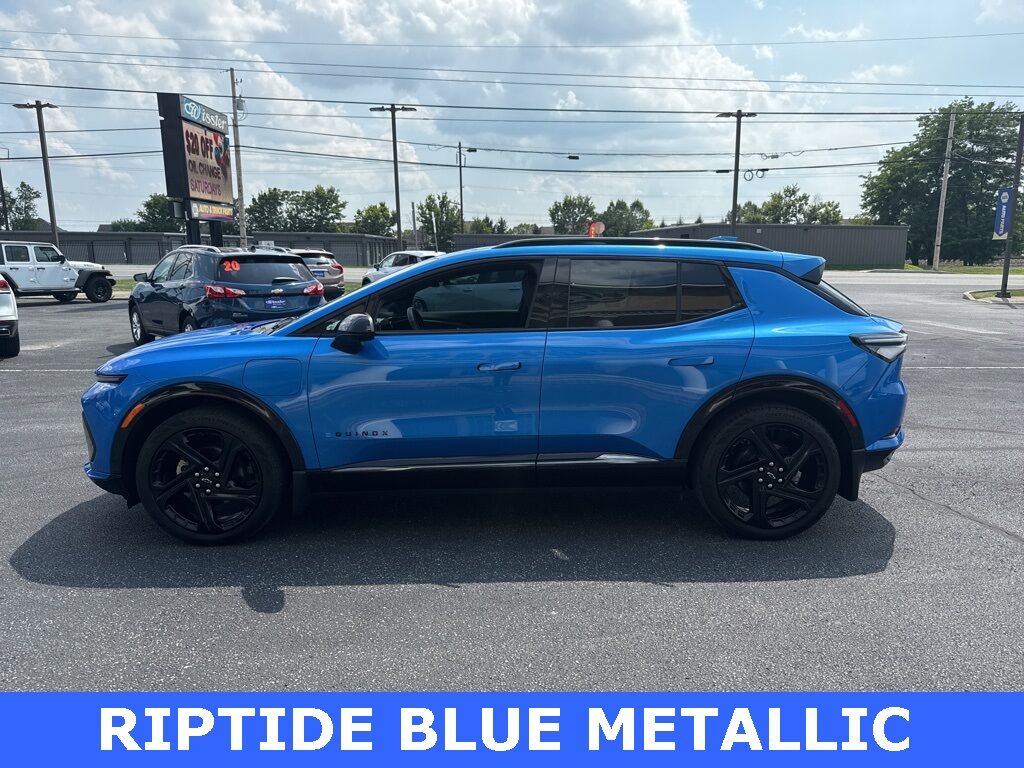 2025 Chevrolet Equinox EV RS