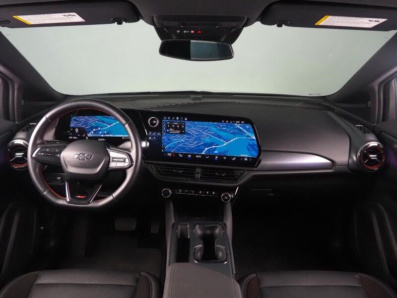 2025 Chevrolet Equinox EV RS *NAVIGATION, ADAPTIVE CRUISE, SAFETY ALERTS, 360 VIEW CAMERAS, 17.7 INCH DISPLAY, HEATED SEATS/STEERING, REMOTE START, POWER LIFTGATE, 21 INCH WHEELS, WIRELESS CHARGING