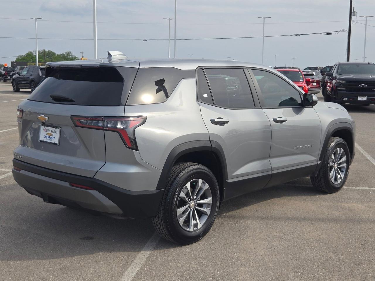 2025 Chevrolet Equinox FWD LT
