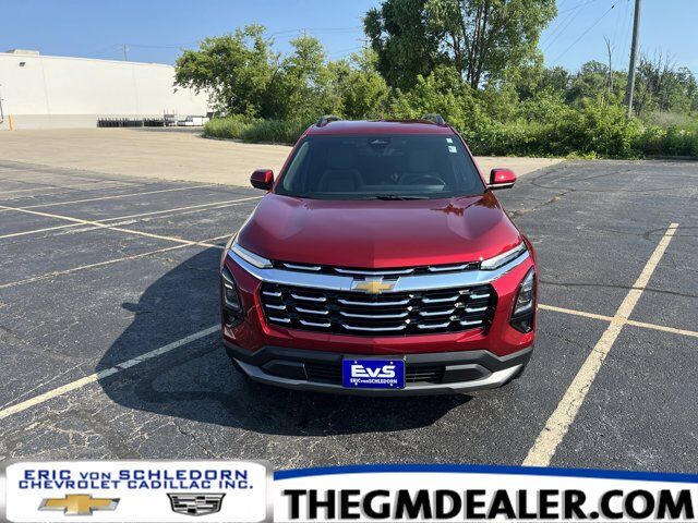 2025 Chevrolet Equinox LT AWD Convenience2 Sfty&TechPkgs w/19s AdptvCrz 8-WayPwrDrvrSeat HtdEvotex Hands-FreePwrLiftgate Milwaukee WI
