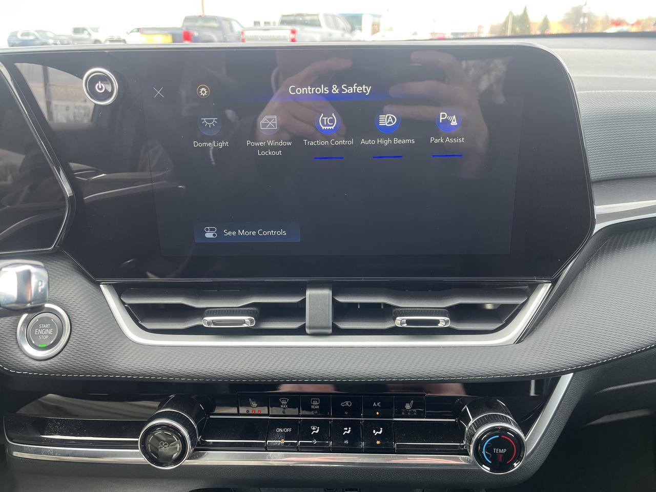 2025 Chevrolet Equinox LT AWD w/AdaptiveCruise HtdSeats HtdSteeringWheel RemoteStart HD-RearCamera Saukville WI