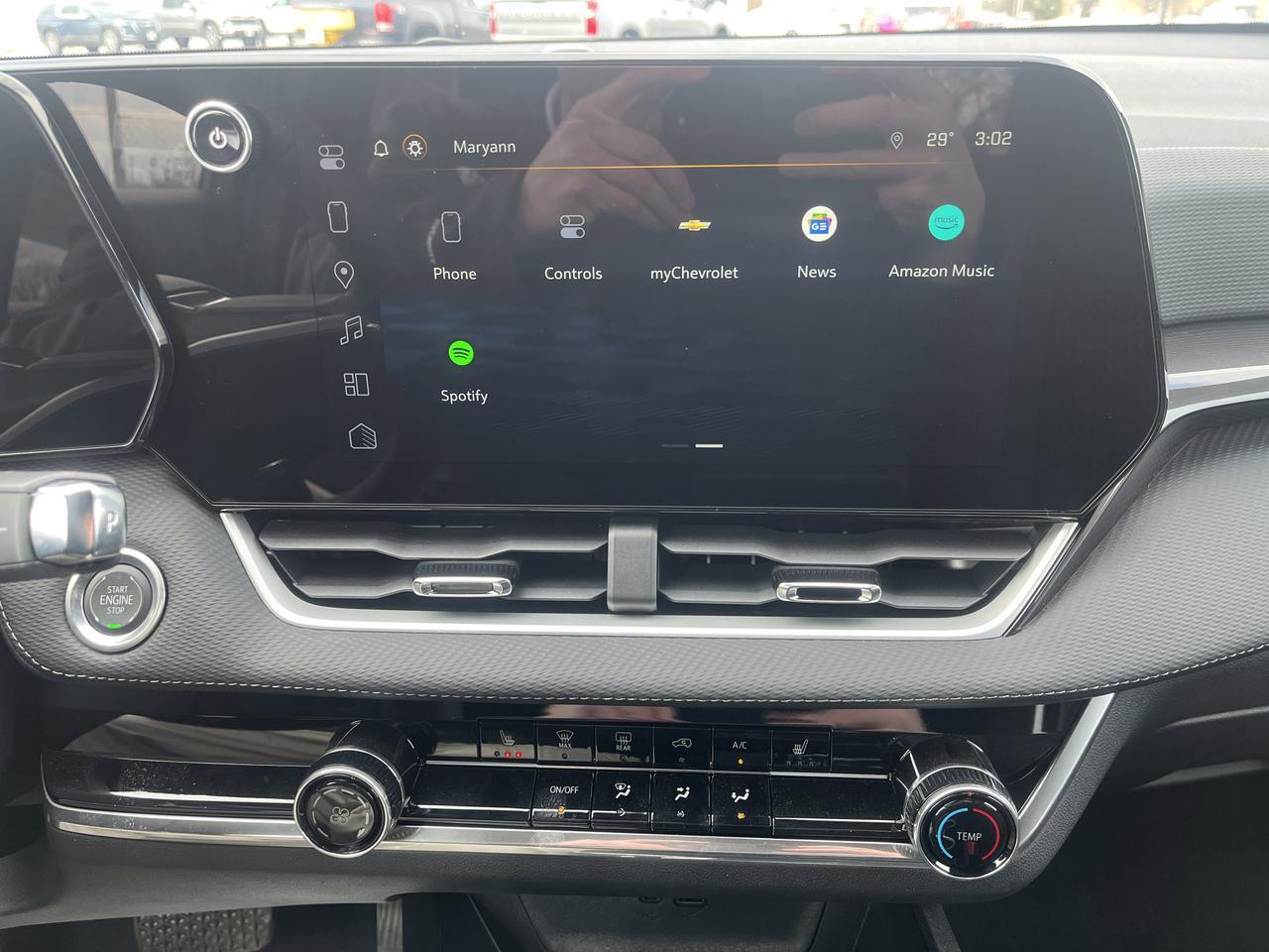 2025 Chevrolet Equinox LT AWD w/AdaptiveCruise HtdSeats HtdSteeringWheel RemoteStart HD-RearCamera Saukville WI