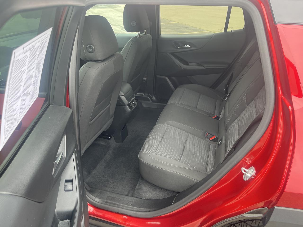 2025 Chevrolet Equinox LT FWD Safety&TechnologyPkg w/AdptvCrz HtdSeats HtdSteeringWheel FogLamps RrCamMrr HD-SrrndVsn Saukville WI
