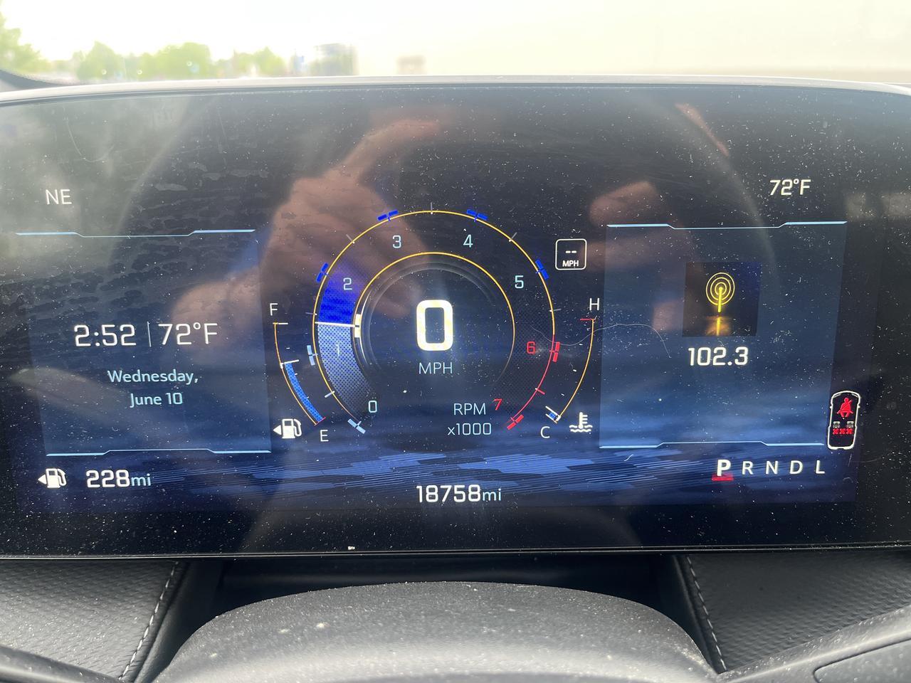 2025 Chevrolet Equinox LT FWD Safety&TechnologyPkg w/AdptvCrz HtdSeats HtdSteeringWheel FogLamps RrCamMrr HD-SrrndVsn Saukville WI