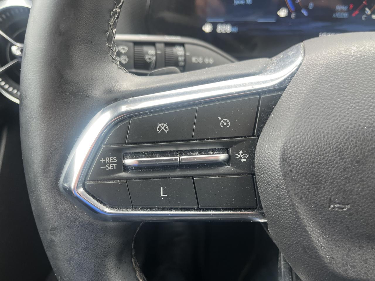 2025 Chevrolet Equinox LT FWD Safety&TechnologyPkg w/AdptvCrz HtdSeats HtdSteeringWheel FogLamps RrCamMrr HD-SrrndVsn Saukville WI