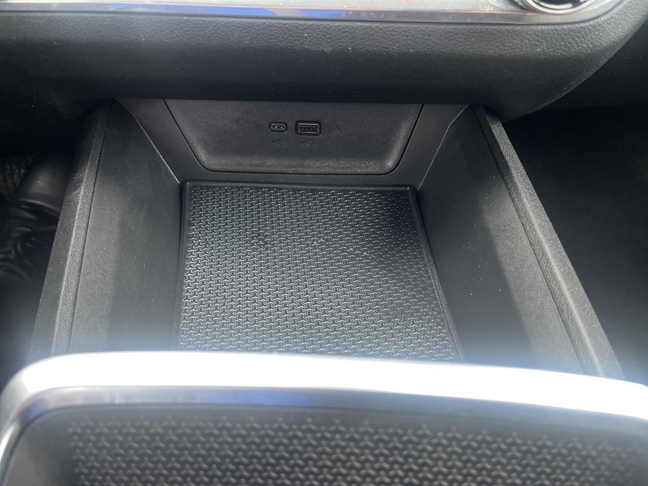 2025 Chevrolet Equinox LT FWD Safety&TechnologyPkg w/AdptvCrz HtdSeats HtdSteeringWheel FogLamps RrCamMrr HD-SrrndVsn Saukville WI