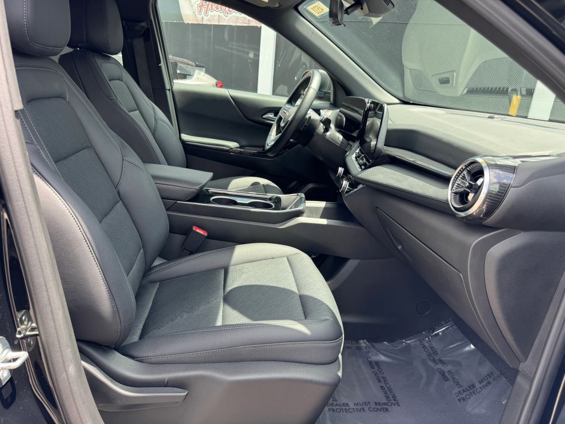 2025 Chevrolet Equinox LT Sport Utility 4D