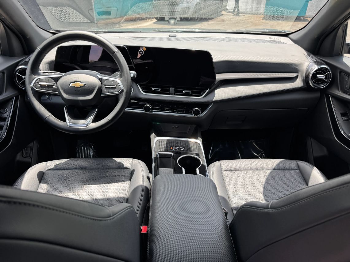 2025 Chevrolet Equinox LT Sport Utility 4D