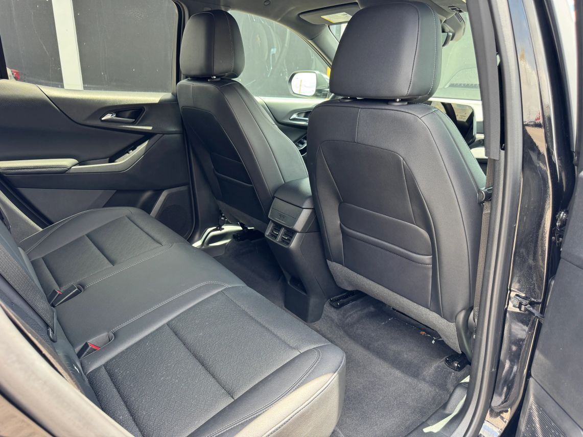 2025 Chevrolet Equinox LT Sport Utility 4D