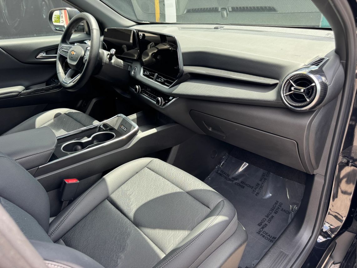 2025 Chevrolet Equinox LT Sport Utility 4D