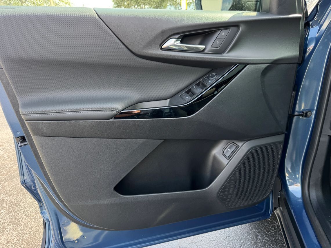 2025 Chevrolet Equinox LT Sport Utility 4D