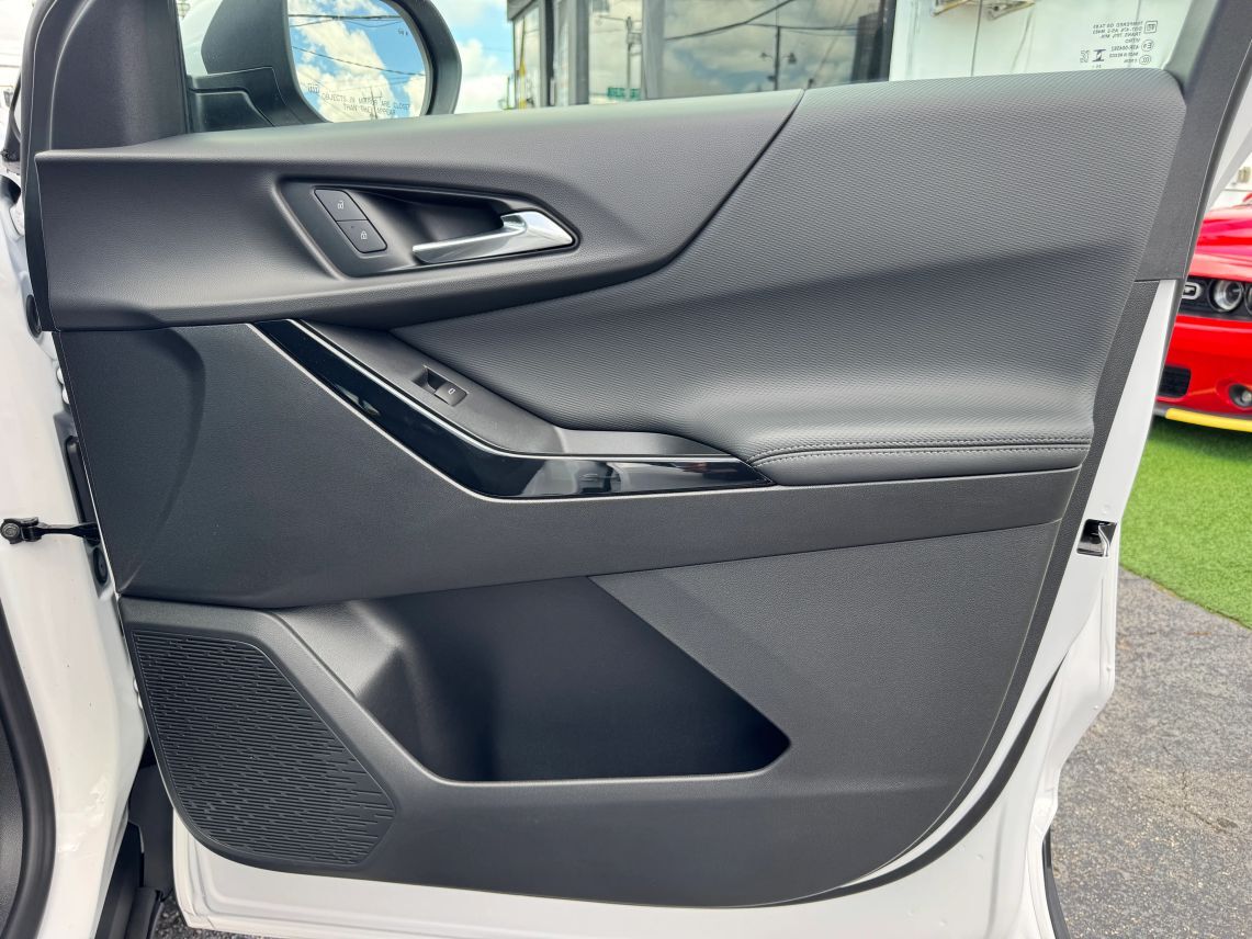 2025 Chevrolet Equinox LT Sport Utility 4D