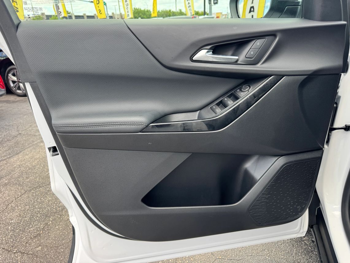 2025 Chevrolet Equinox LT Sport Utility 4D