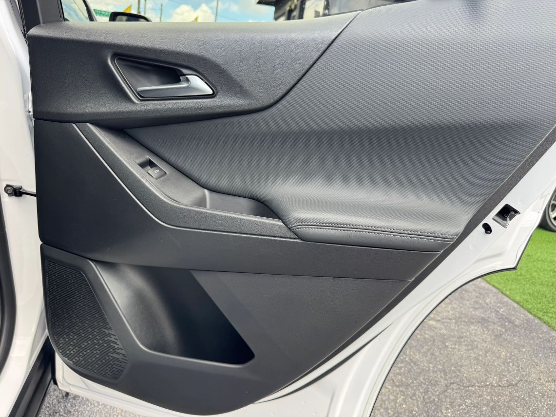2025 Chevrolet Equinox LT Sport Utility 4D