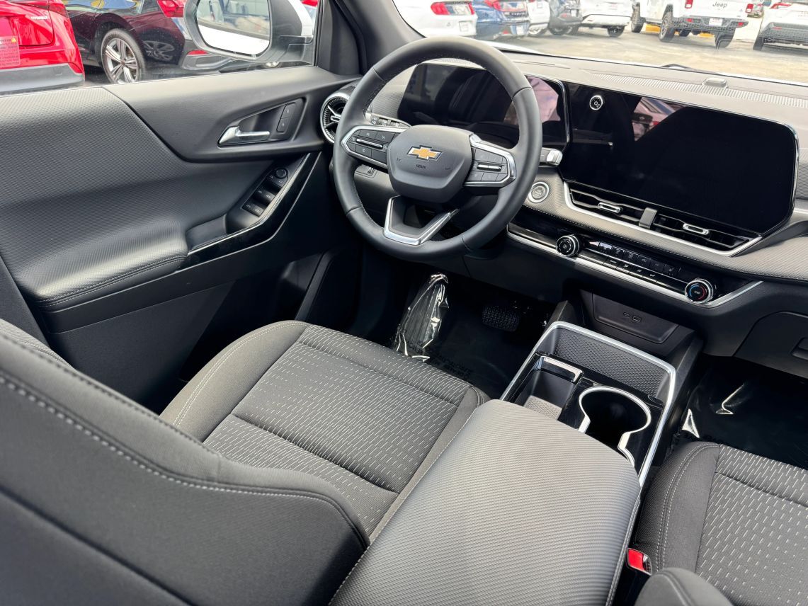 2025 Chevrolet Equinox LT Sport Utility 4D