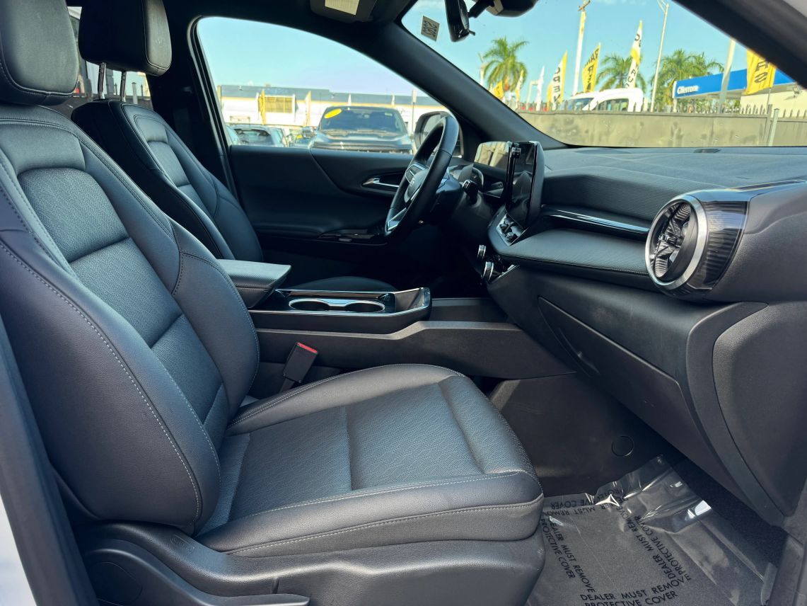 2025 Chevrolet Equinox LT Sport Utility 4D