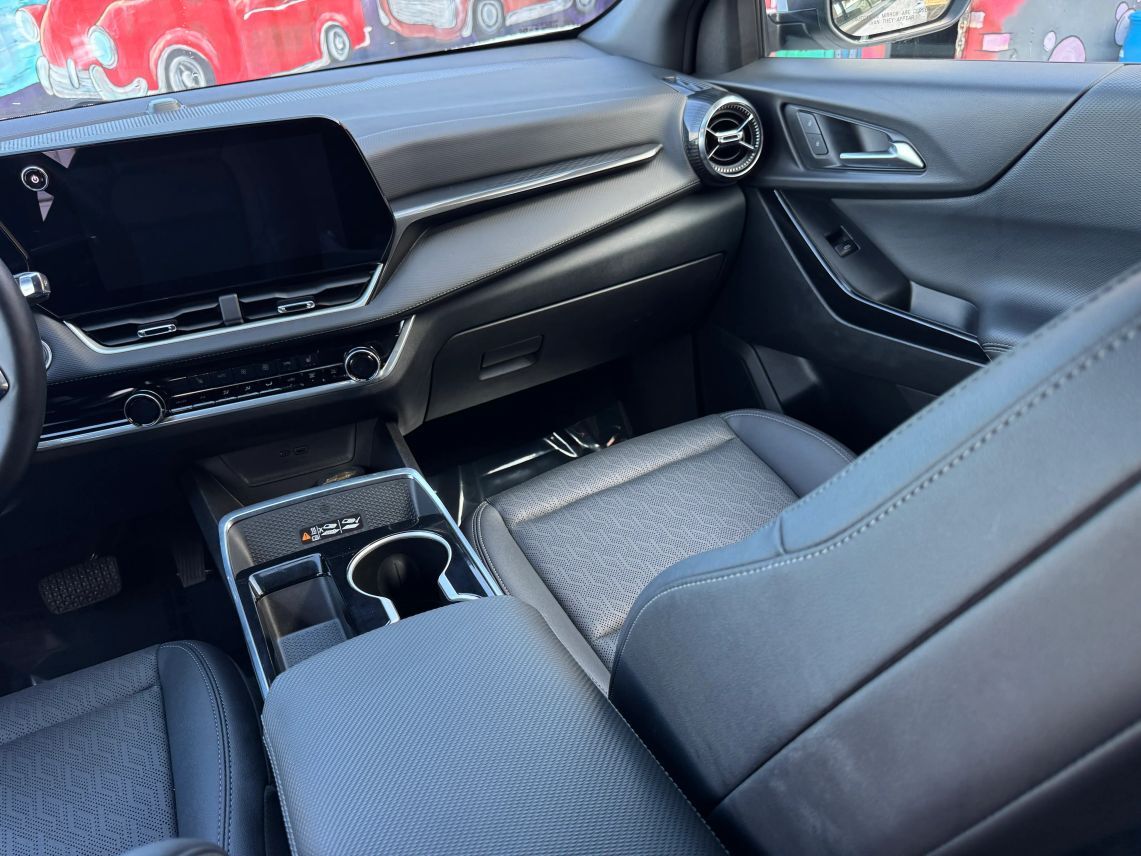 2025 Chevrolet Equinox LT Sport Utility 4D