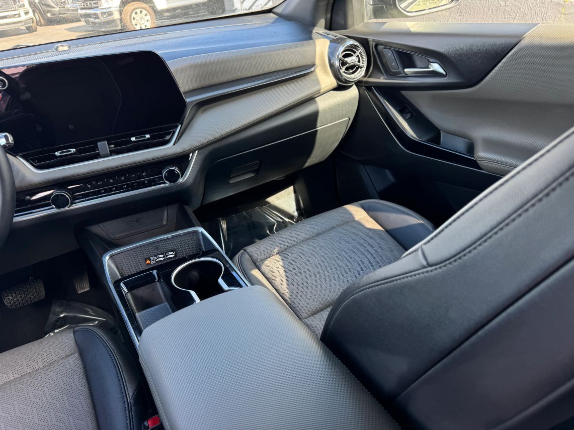 2025 Chevrolet Equinox LT Sport Utility 4D