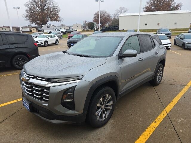 2025 Chevrolet Equinox LT West Burlington IA