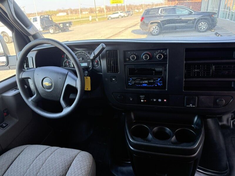 2025 Chevrolet Express 2500 Cargo Van 9k mi's Collinsville OK