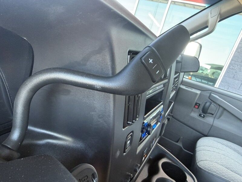 2025 Chevrolet Express 2500 Cargo Van 9k mi's Collinsville OK