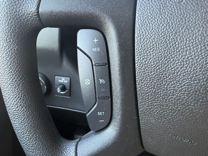 2025 Chevrolet Express 2500 Cargo Van 9k mi's Collinsville OK