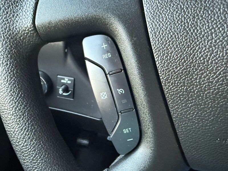 2025 Chevrolet Express 2500 Cargo Van 9k mi's Collinsville OK