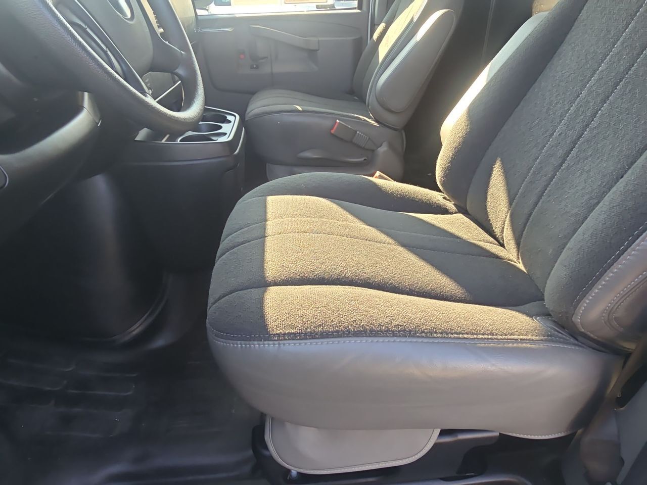 2025 Chevrolet Express 2500 Work Van Columbus OH
