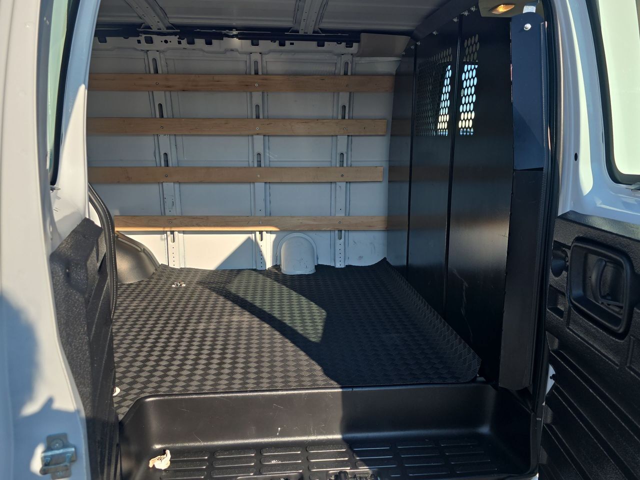 2025 Chevrolet Express 2500 Work Van Columbus OH
