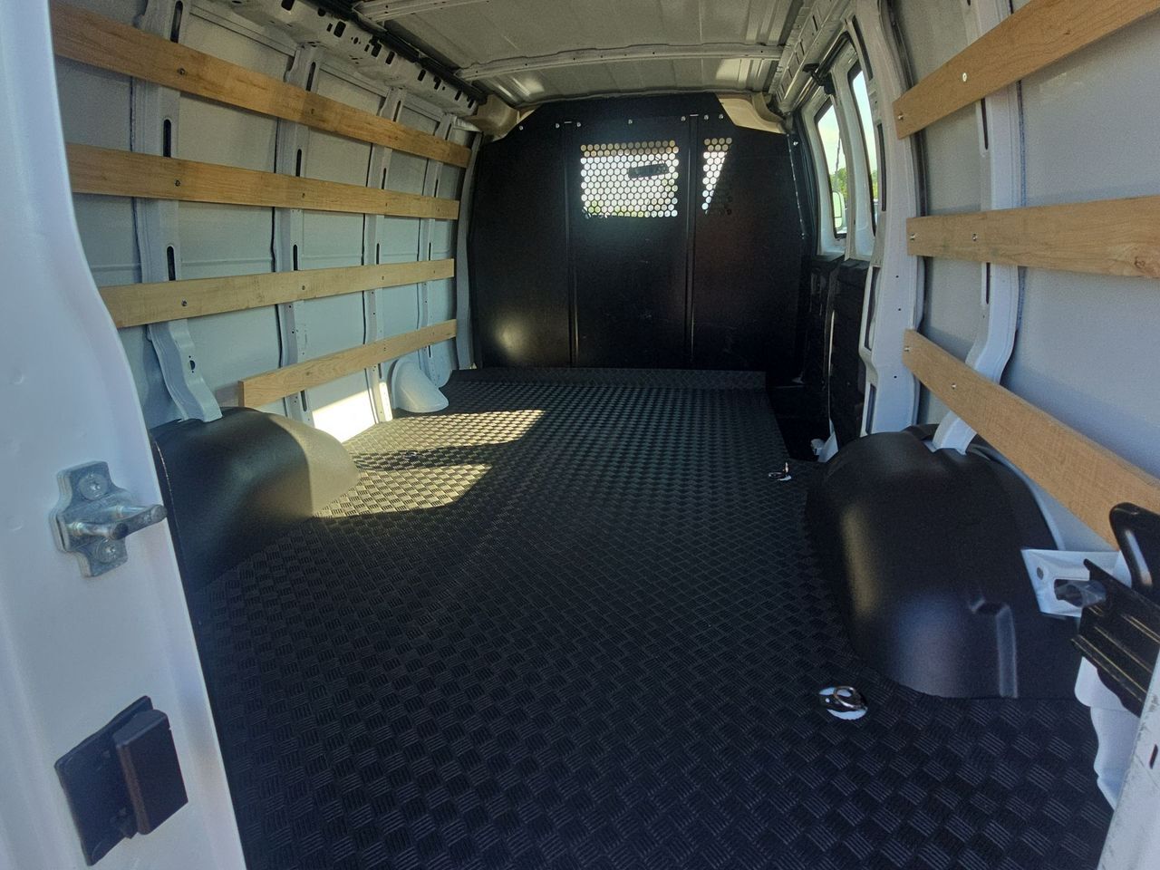 2025 Chevrolet Express 2500 Work Van Columbus OH