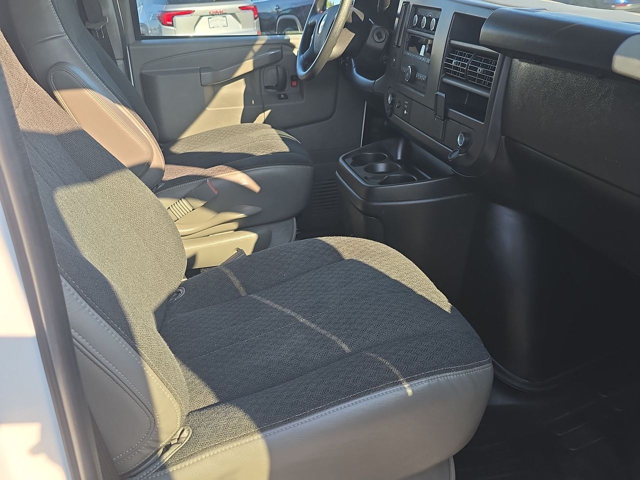2025 Chevrolet Express 2500 Work Van Columbus OH