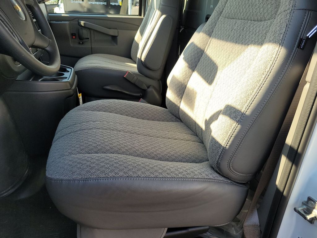 2025 Chevrolet Express 2500 Work Van Folsom CA