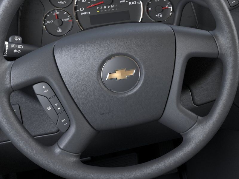 2025 Chevrolet Express 2500 Work Van Green Bay WI