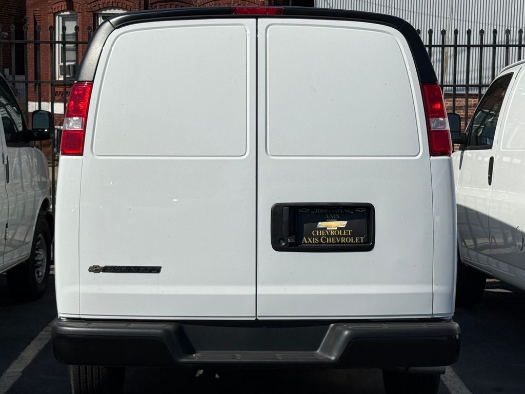 2025 Chevrolet Express 2500 Work Van Jersey City NJ